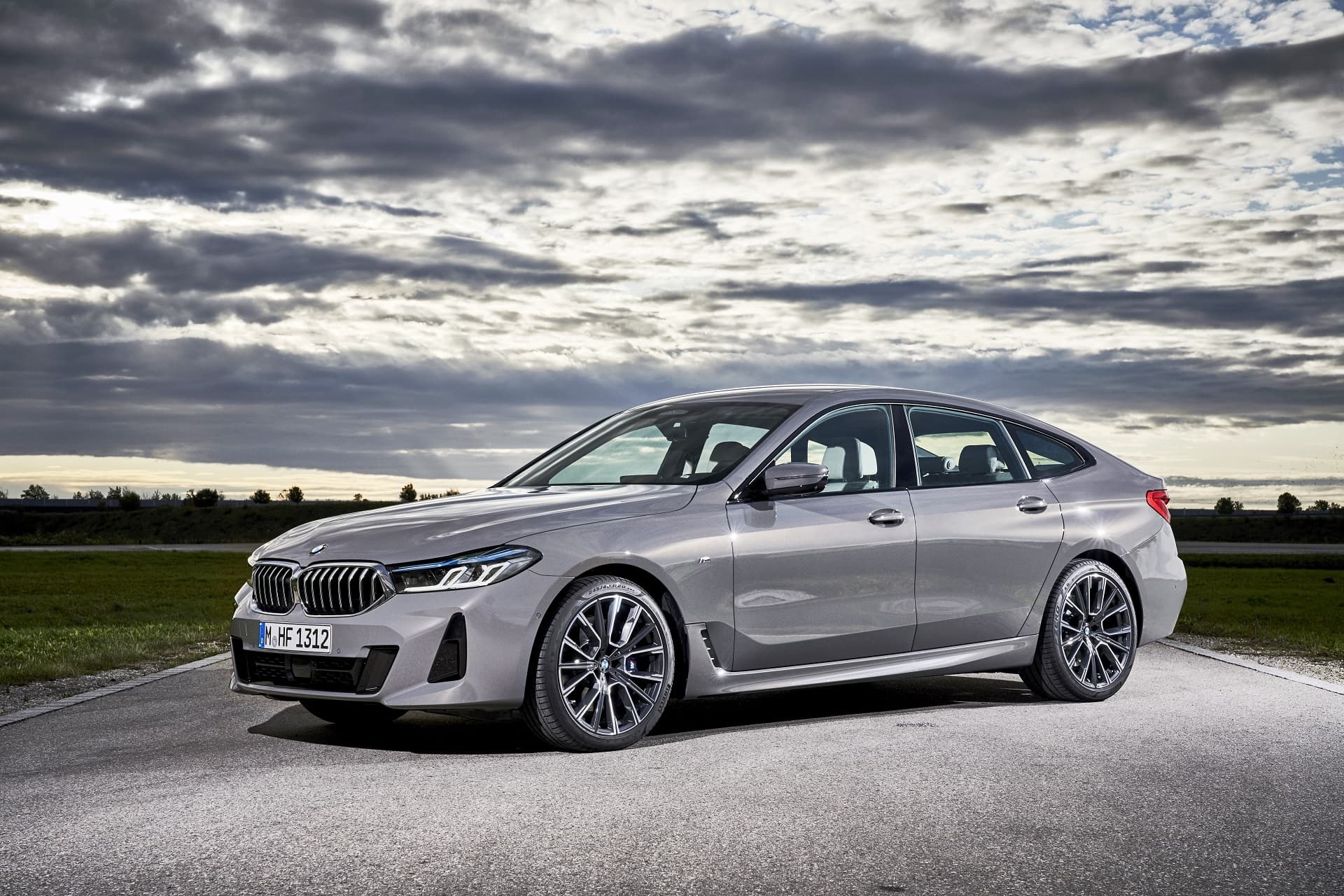 BMW is gearing up to breathe new life into the 6-series lineup!